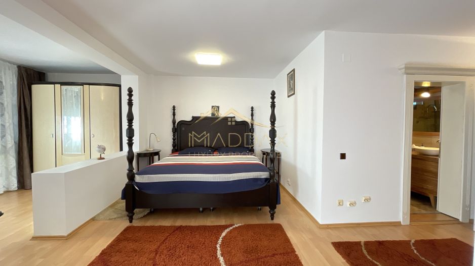 Vila 7 camere**Lake view**Ponton privat**Piscina**Teren 933 MP//Balotesti - Poză 25