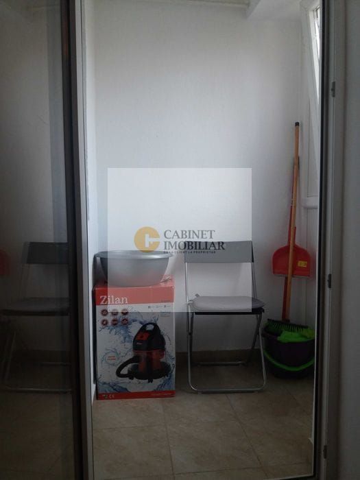 1 camera | 1984 | langa parc si Metrou Crangasi - Poză 5