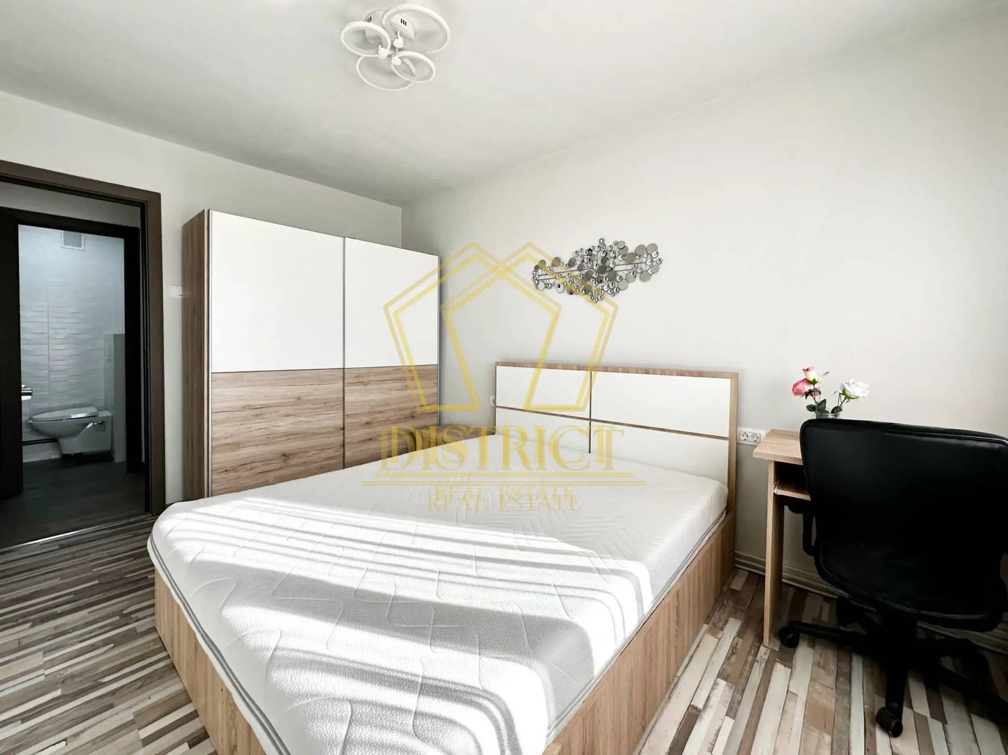 Apartament spatios cu 3 camere | Complexul Studentesc - Poză 8