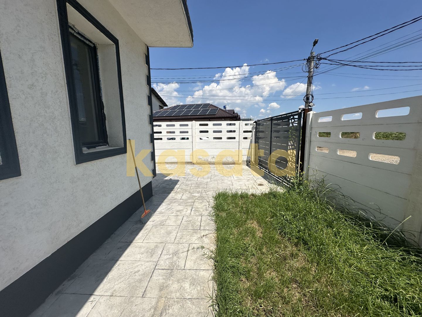 Casă Individuală 🏡 | Bragadiru | Parter + Mansardă | Curte 🌿 - Poză 3
