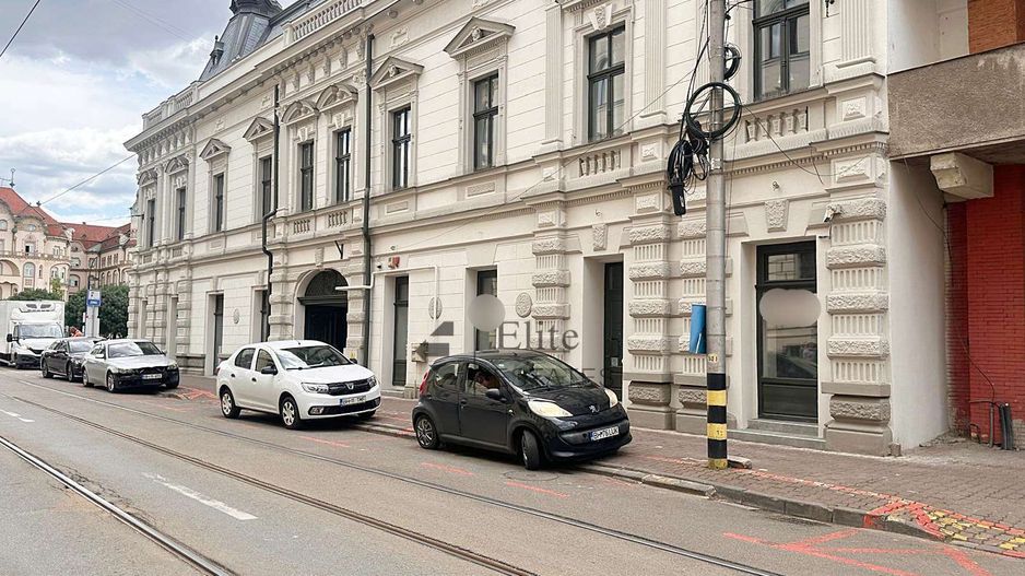 Spatiu pentru birouri ultracentral de inchiriat in Oradea - Poză 3