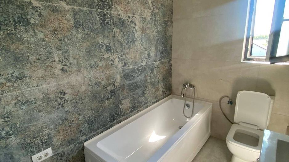 Apartament 1 camera NOU 35 mp Bucium Visan - Poză 4