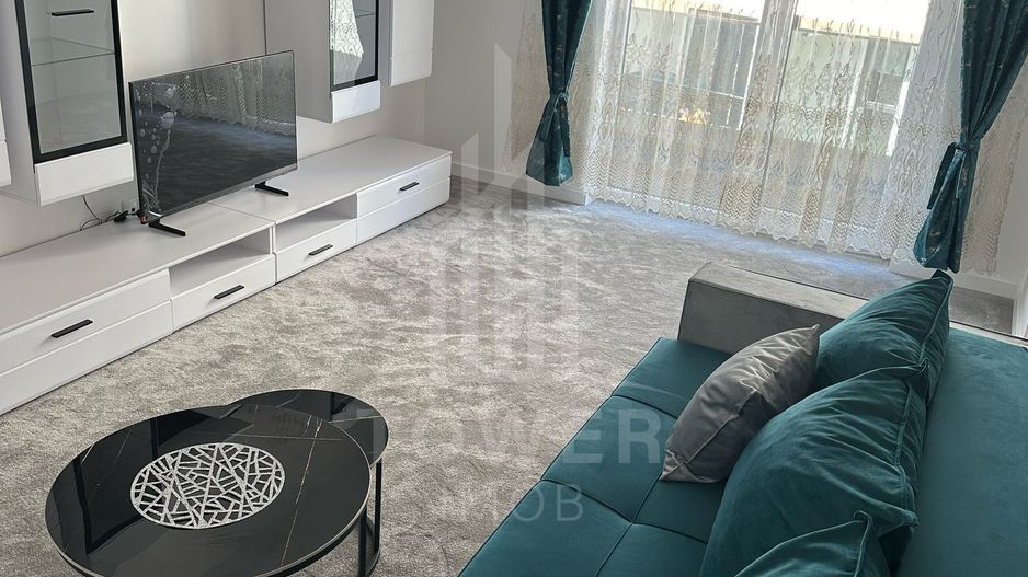 Apartament cu 2 camere ultra-modern de inchiriat . - Poză 1