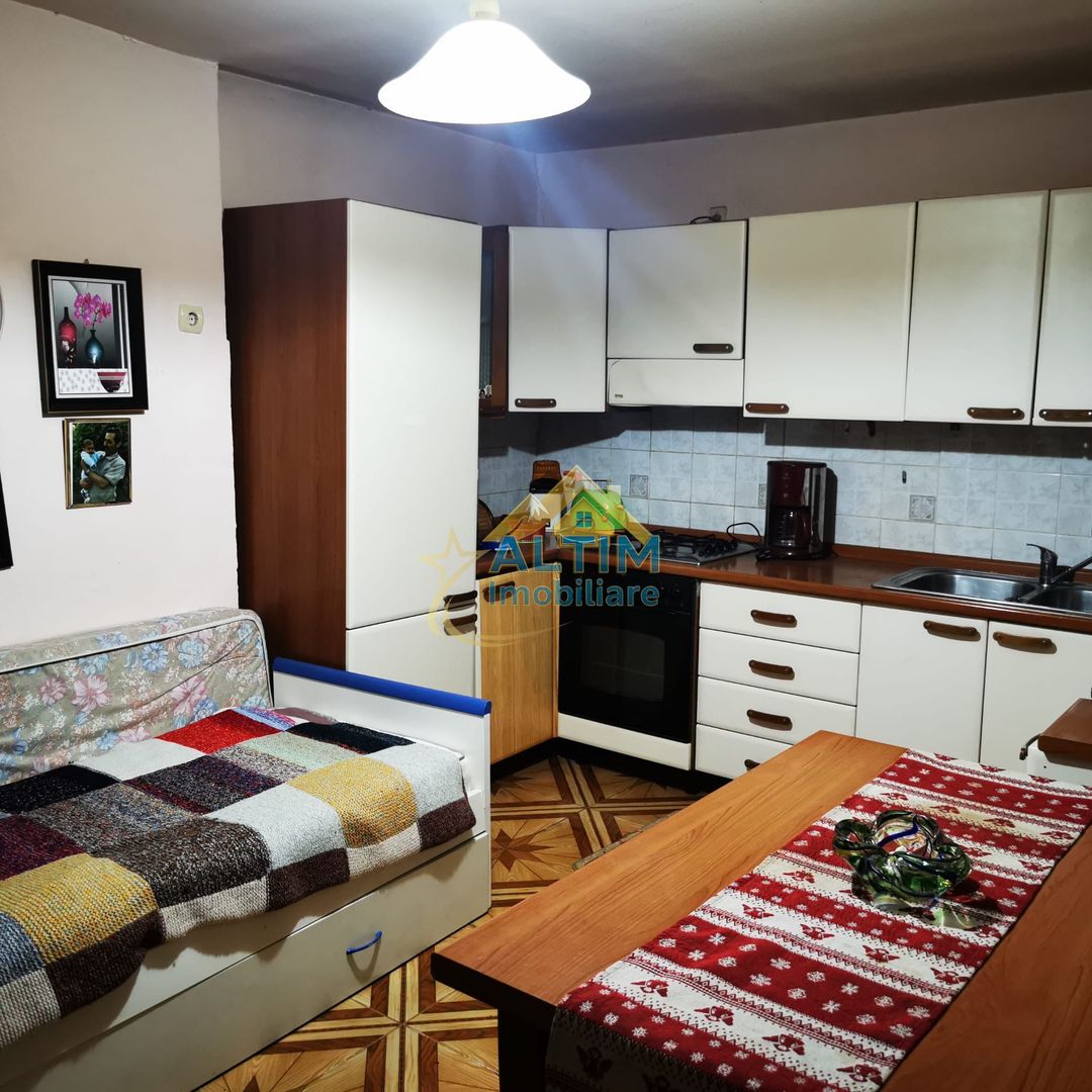 Apartament 4 camere zonă centrală, Brașov - Poză 2