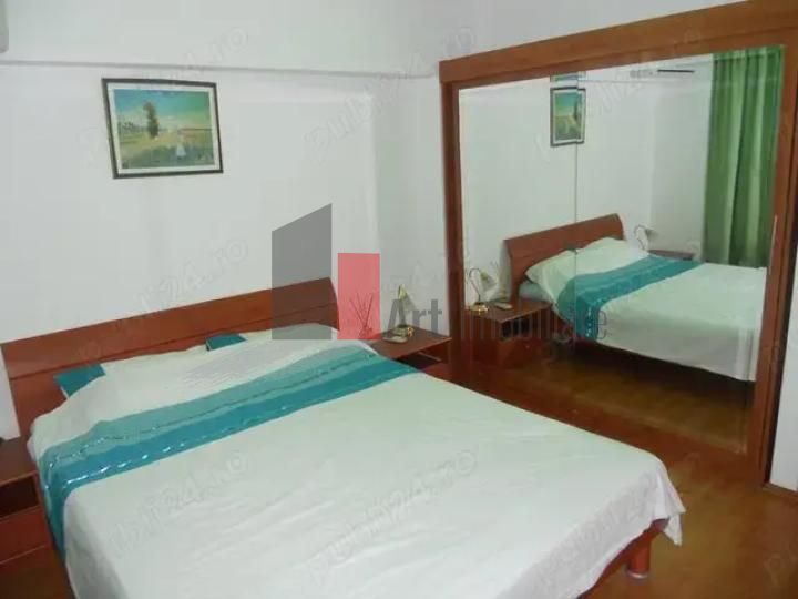 APARTAMENT 4 CAMERE  ULTRACENTRAL. - Poză 7