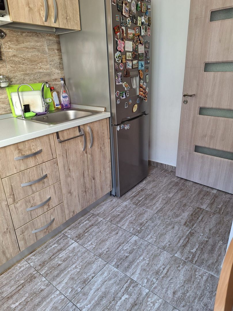 Apartament 2 camere Etj1, decomandat, loc de parcare Inclus in pret - Poză 12