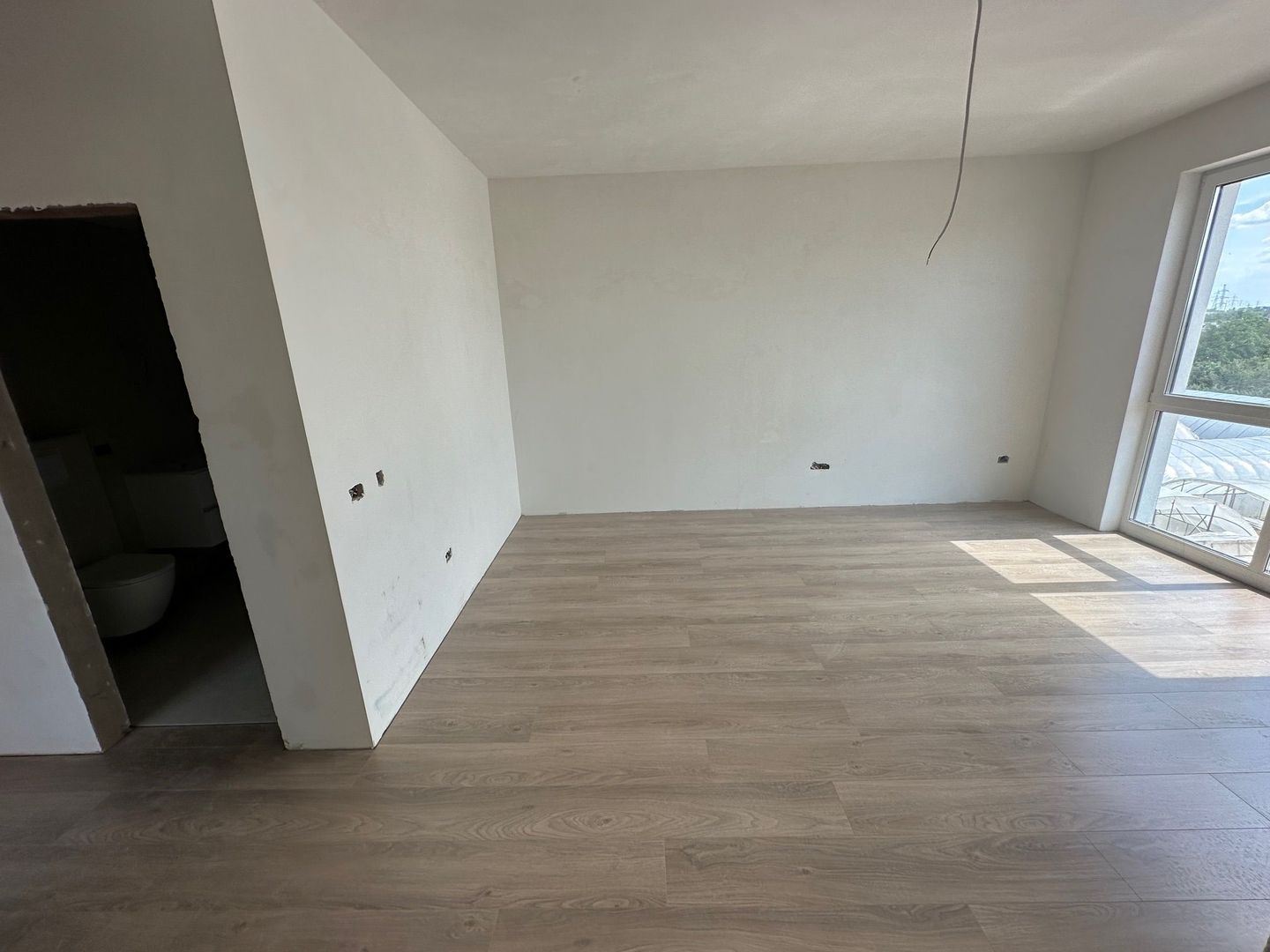 Apartment bloc nou cu lift si loc de parcare inclus - Poză 10
