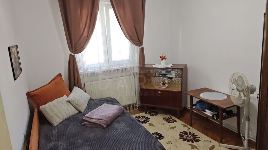 Se vinde apartament cu 2 camere str. Violetelor tg -mures - Poză 3