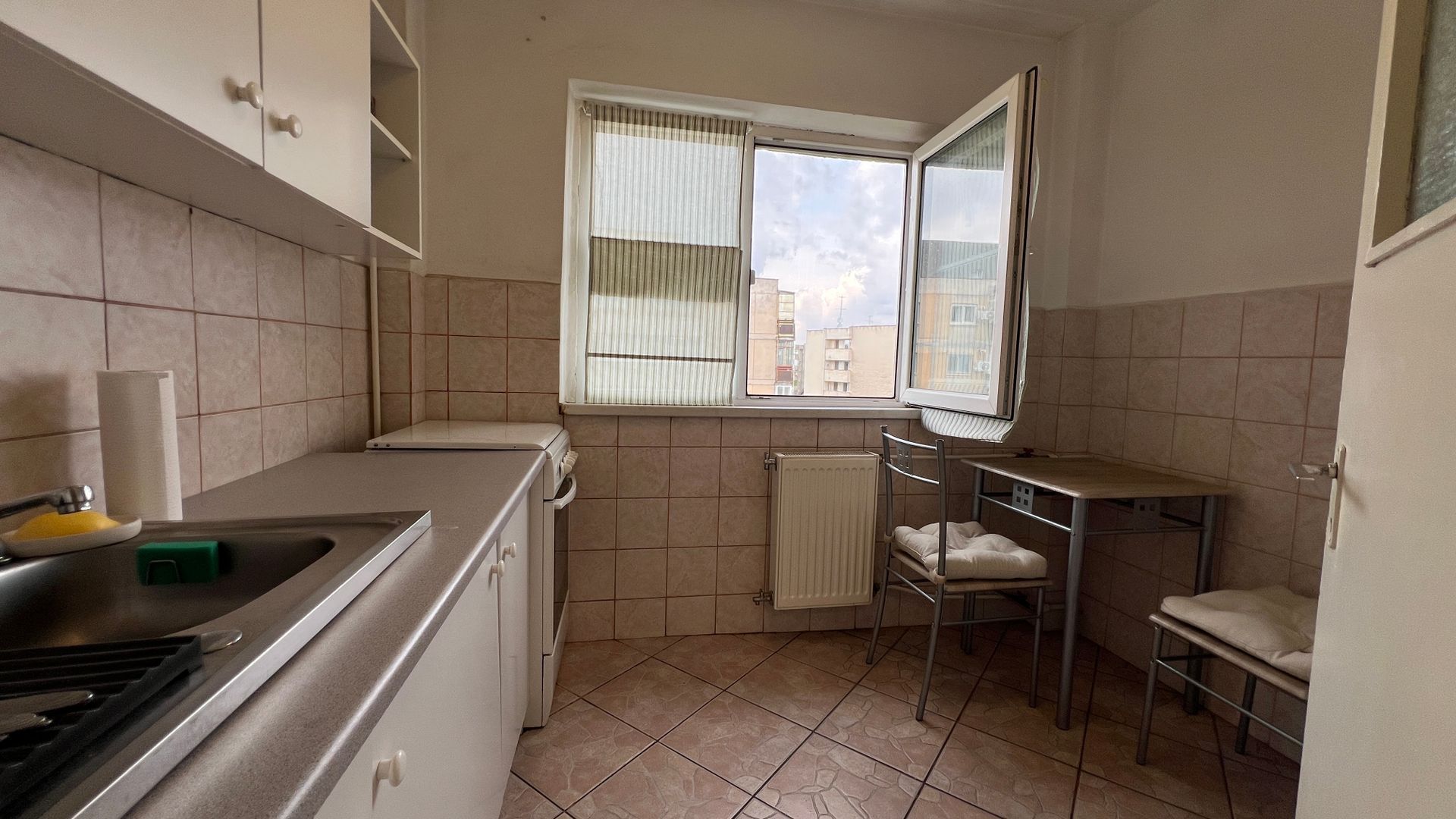 Garsoniera in bloc mixt, an 1980 zona Lujerului, Militari - Poză 6