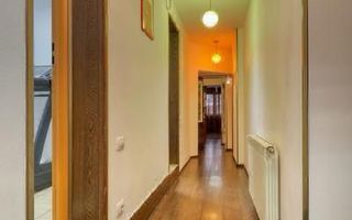 Apartament 5 camere,  Etaj integral vilă monument arhitectural - Poză 30