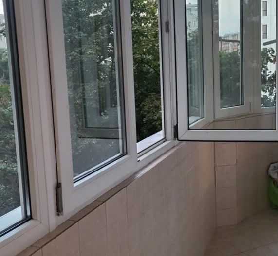 AP. 2 CAMERE- DUDESTI, BLOC REABILITAT, MOBILAT/UTILAT, METROU - Poză 6