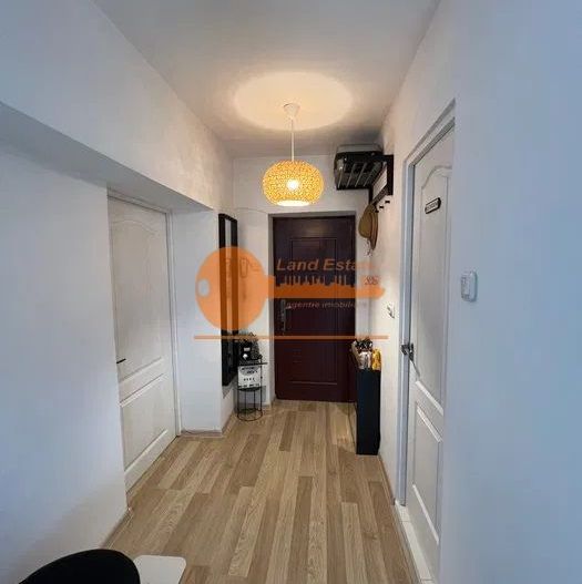 Garsoniera in zona Virtutii-Orsova - Poză 5