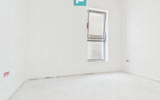 Duplex spațios 102 mp utili, teren 350mp in Covaci - Poză 9