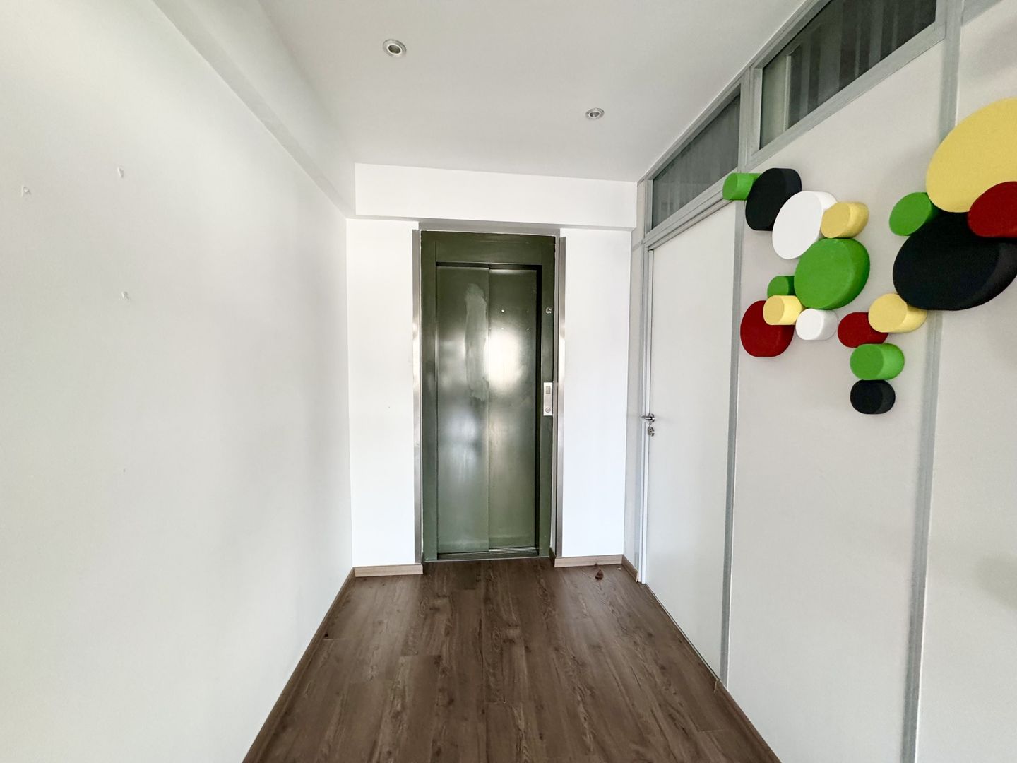 AFACERE - HOTEl (SEMI)RENOVAT de 4 etaje - Floreasca-Barbu Vacarescu - Poză 18