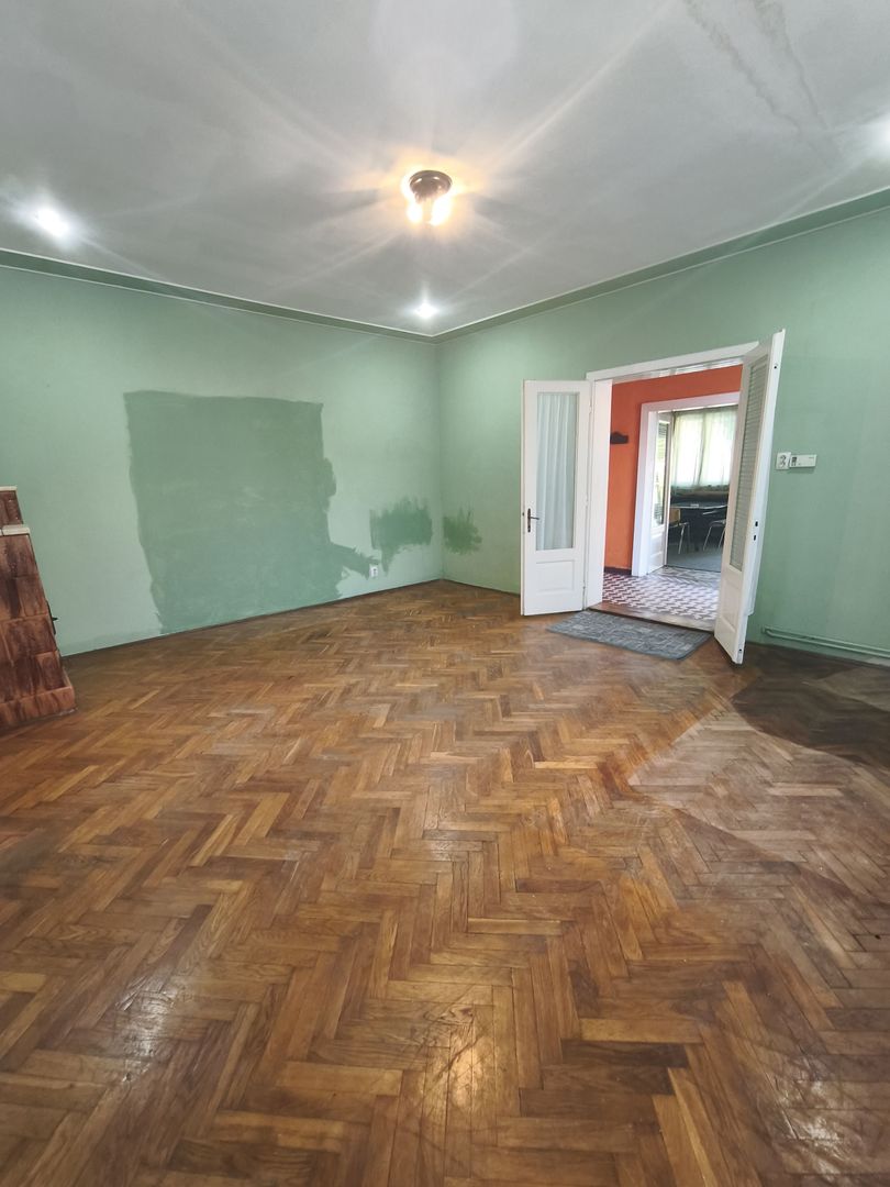 Casă 90 mp utili | Curte delimitata | Cota 1/2 teren | (Primăverii ) - Poză 10