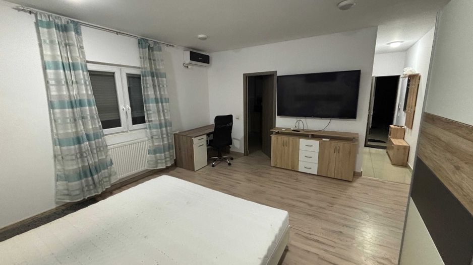 Garsoniera lujerului cu toate utilitatile incluse - Poză 6