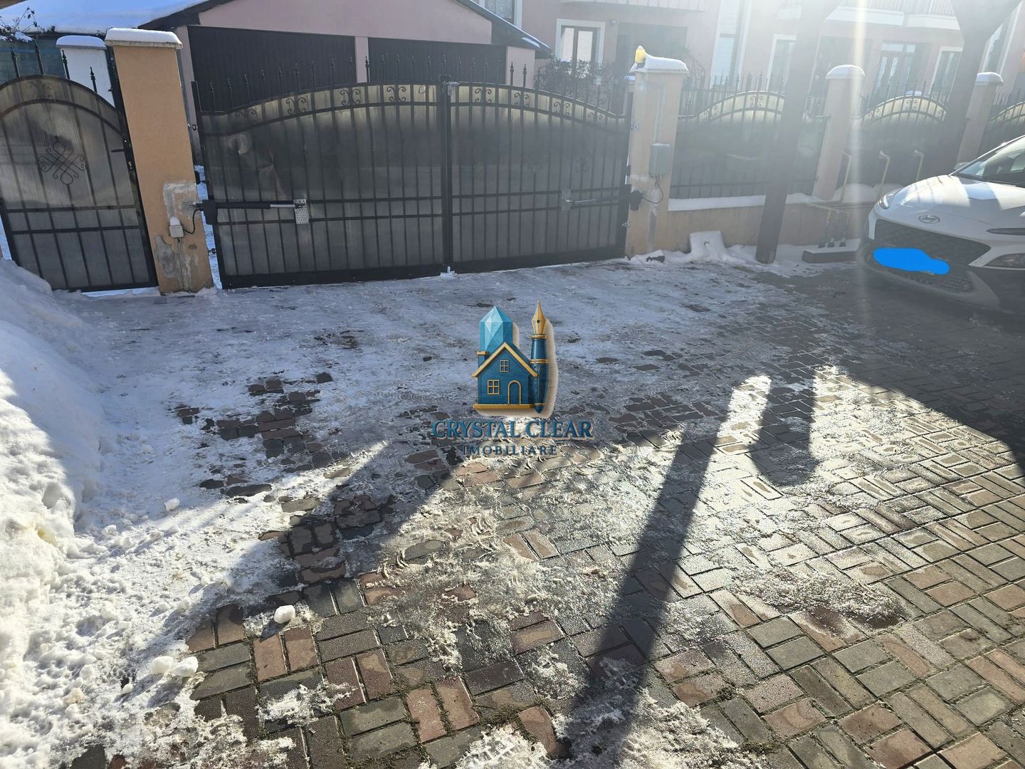 Casă 4 camere + teren de 308 mp - zona Sângeorgiu de Mureș - Poză 16