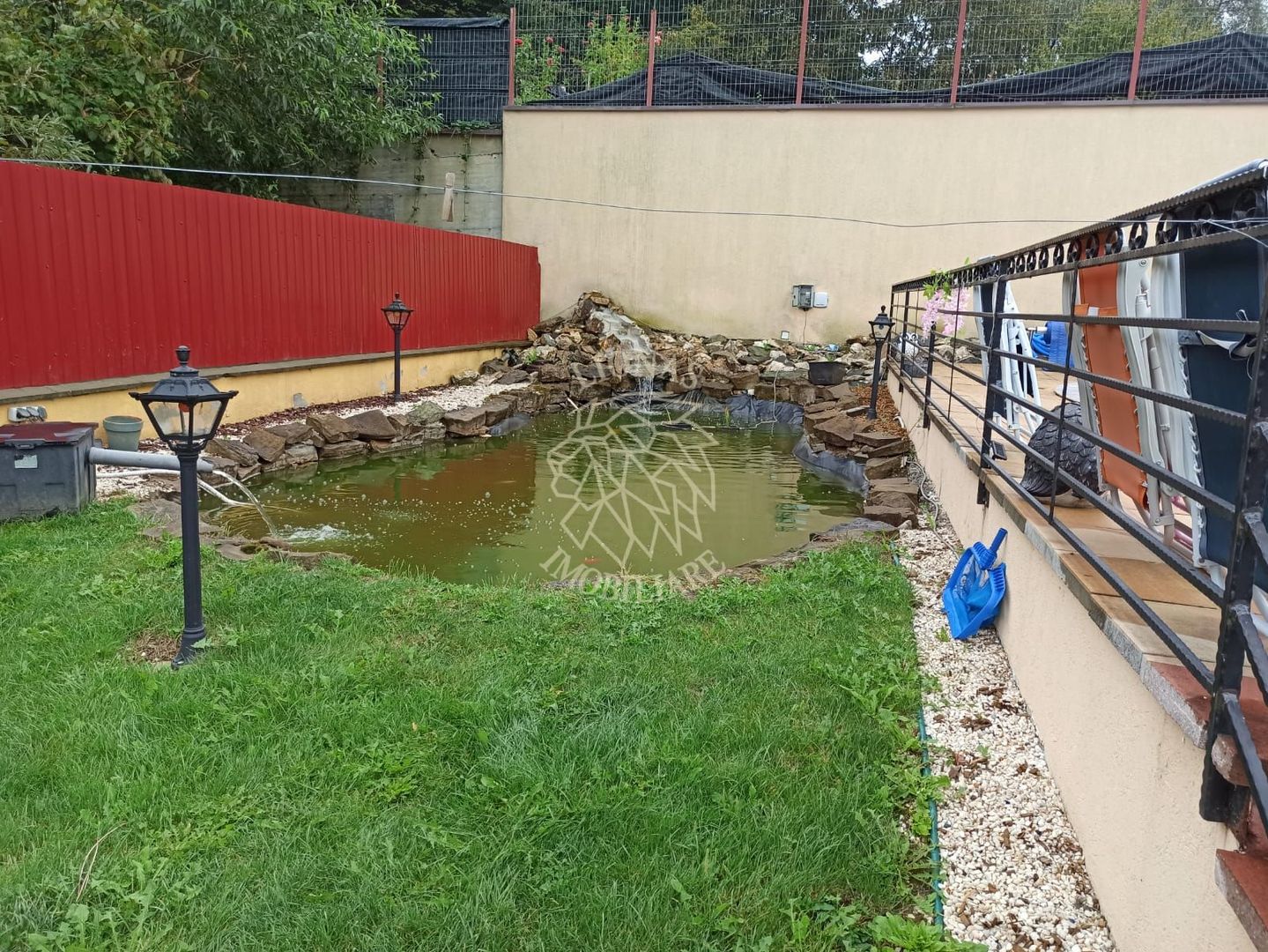 Apartament la casa 3 camere-curte-piscina-foisor-Zona Podul Jelnei - Poză 6