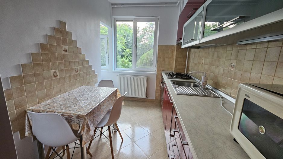 Ultracentral apartament complet mobilat si utilat - Poză 1