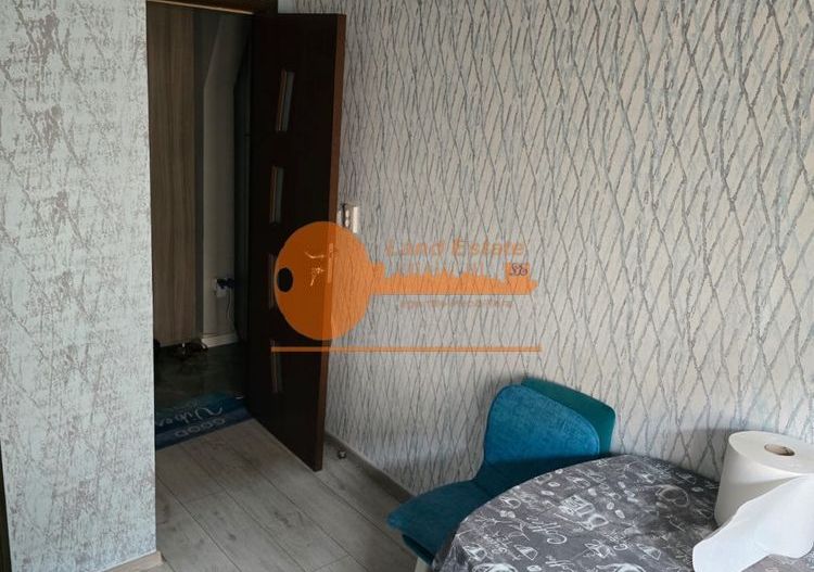 3 camere Gorjului-Valea Lunga ( bloc reabilitat ) - Poză 3