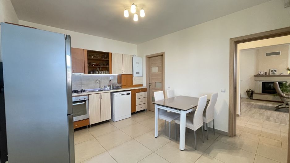 POPESTI | Chirie Casa individuala Dormitor parter rezidențial + birou - Poză 8