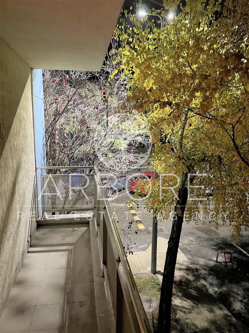 Studio modificat in 2 camere zona Baneasa - Poză 7