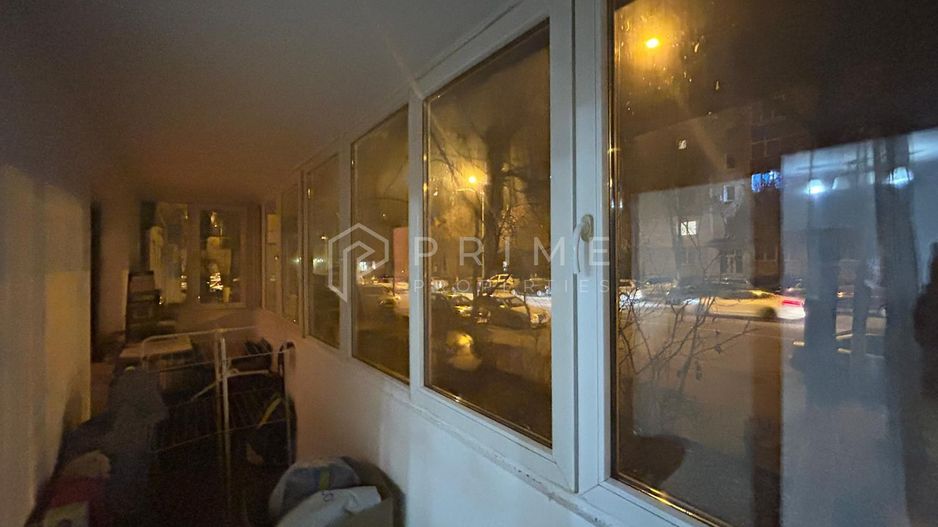 Apartament 3 camere de vânzare – spațios, luminos- str. Cutezanței - Poză 8