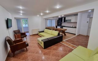 Inchiriere apartament 4 camere Nicolina - 690 euro - Poză 1