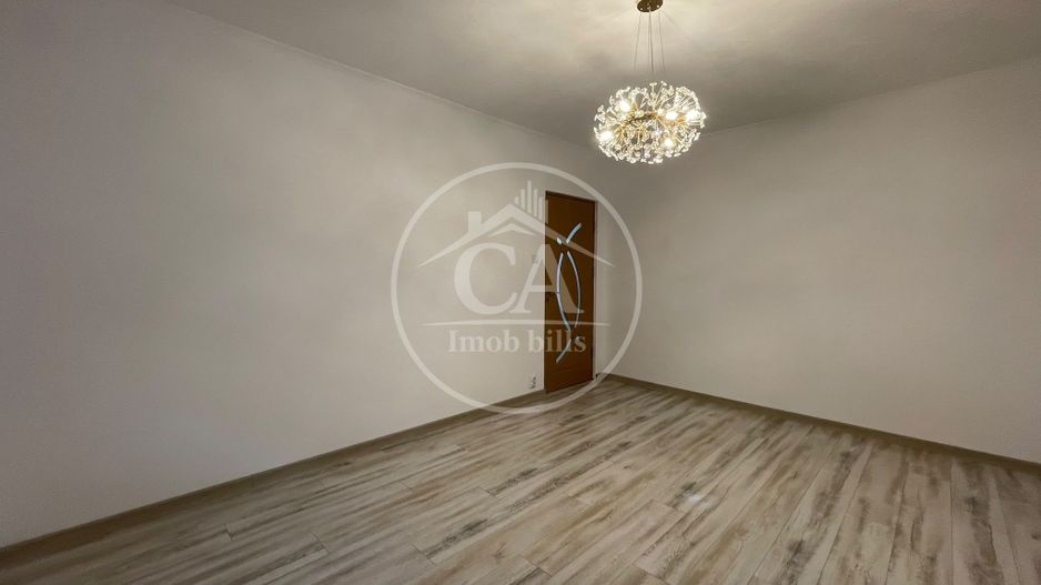 Apartament de vânzare cu 2 camere în zona Velența, Oradea - Poză 1