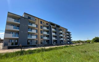 Penthouse pe malul lacului, cu terasă panoramică 90 mp - Poză 1