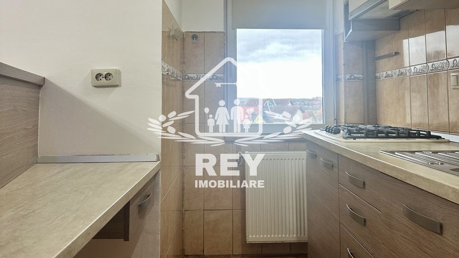 Apartament 4 camere cu garaj zona Strand- V.Aurie - Poză 20