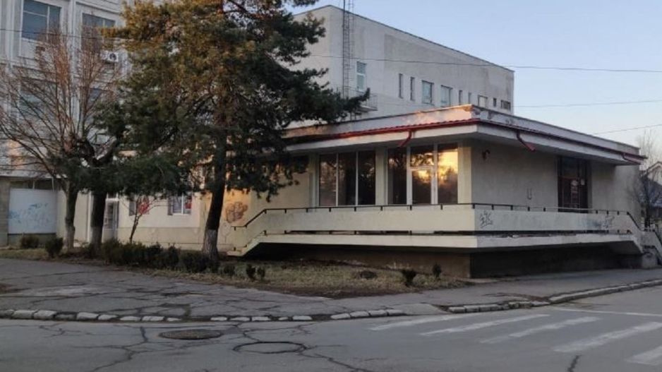 spatiu birouri comercial Onesti - Poză 2