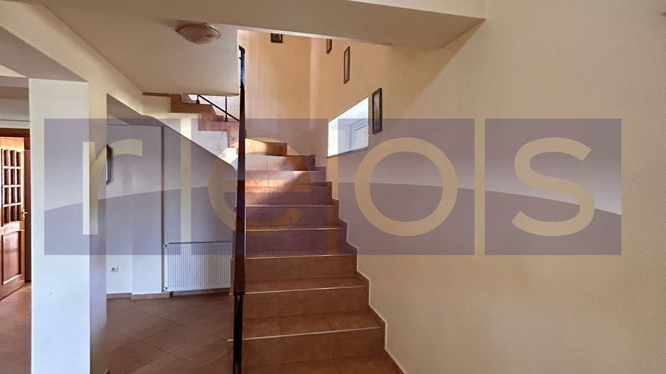 VANZARE CASA P+1+M | 8 CAMERE | ZONA VITAN - Poză 13