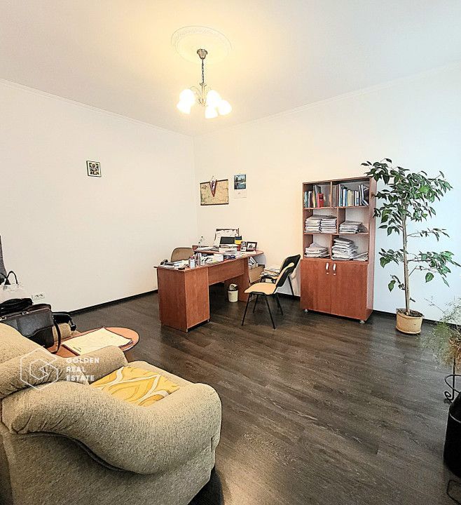 Apartament pretabil pentru birouri sau locuinta de familie - Poză 2