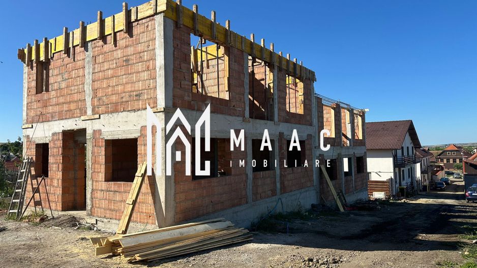 Casă Tip Duplex | 4 Camere | 2 Balcoane | Terasă | Șura Mică - Poză 1