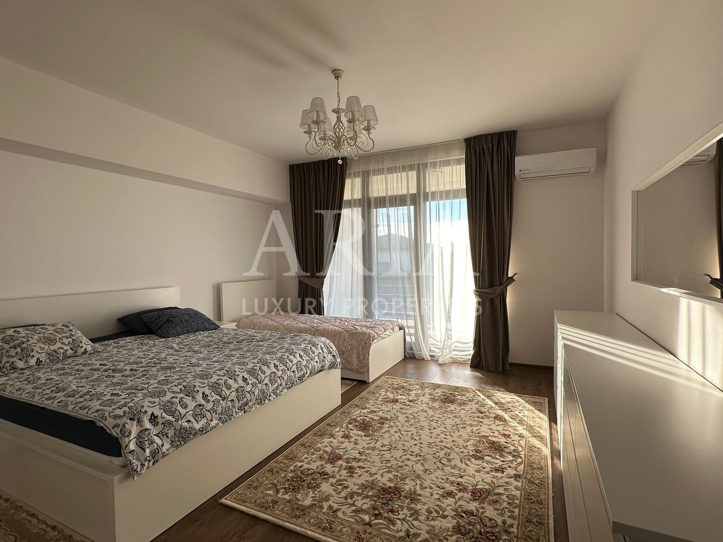 GRAND VILLA  PIPERA EROU IANCU NICOLAE - Poză 14