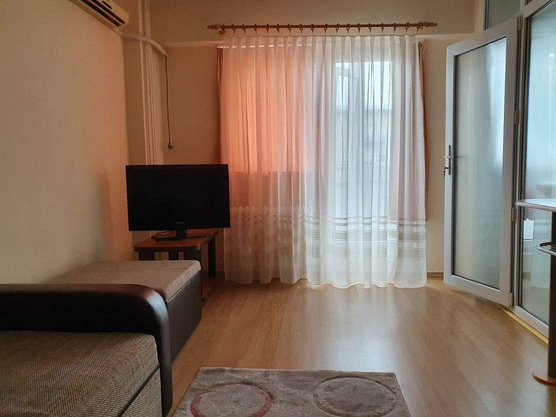 Inchiriere garsoniera moderna Panduri - Poză 2