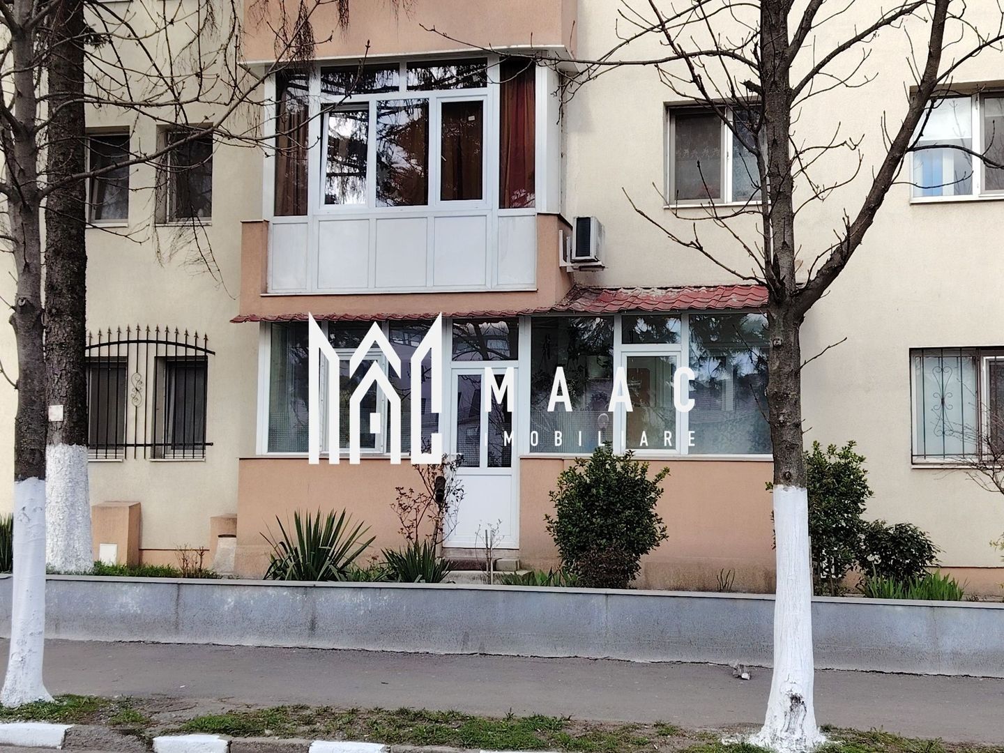 Apartament 2 camere | parter | zona centrala | - Poză 1