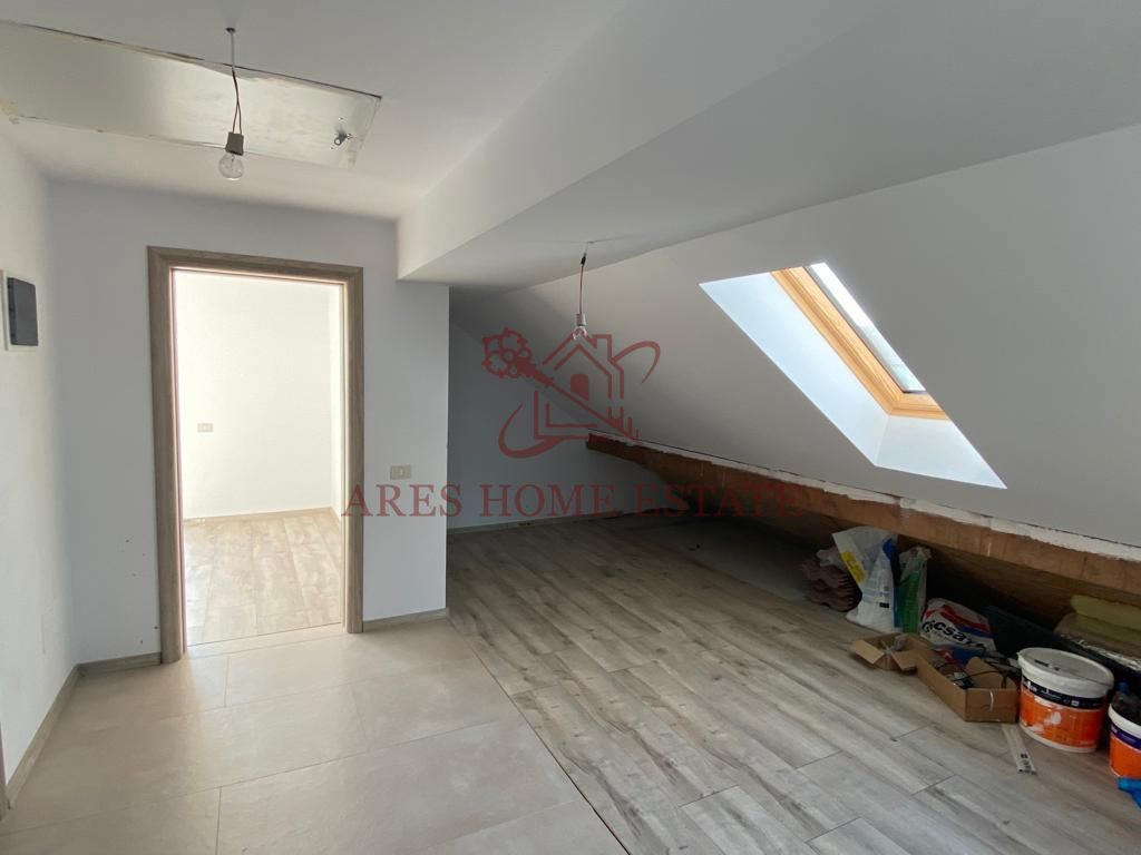 Casă 5 camere, 2 niveluri, intrări și utilități separate – Șag - Poză 15