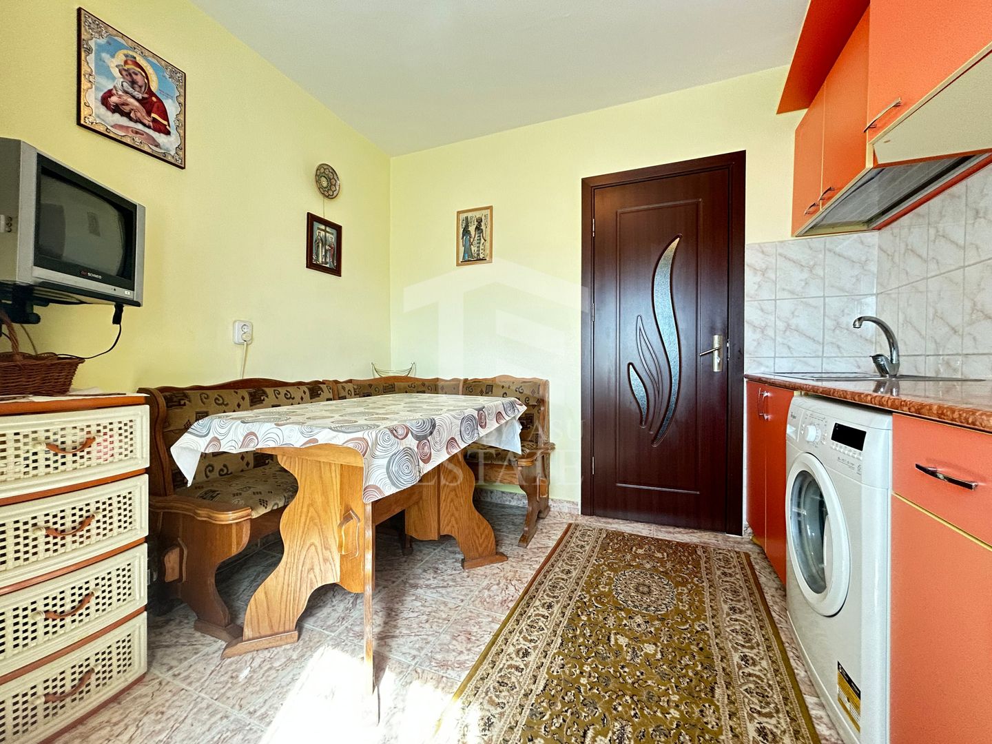 Ap. 3 camere decomandat Năvodari Str. Delfinului + loc parcare - Poză 2