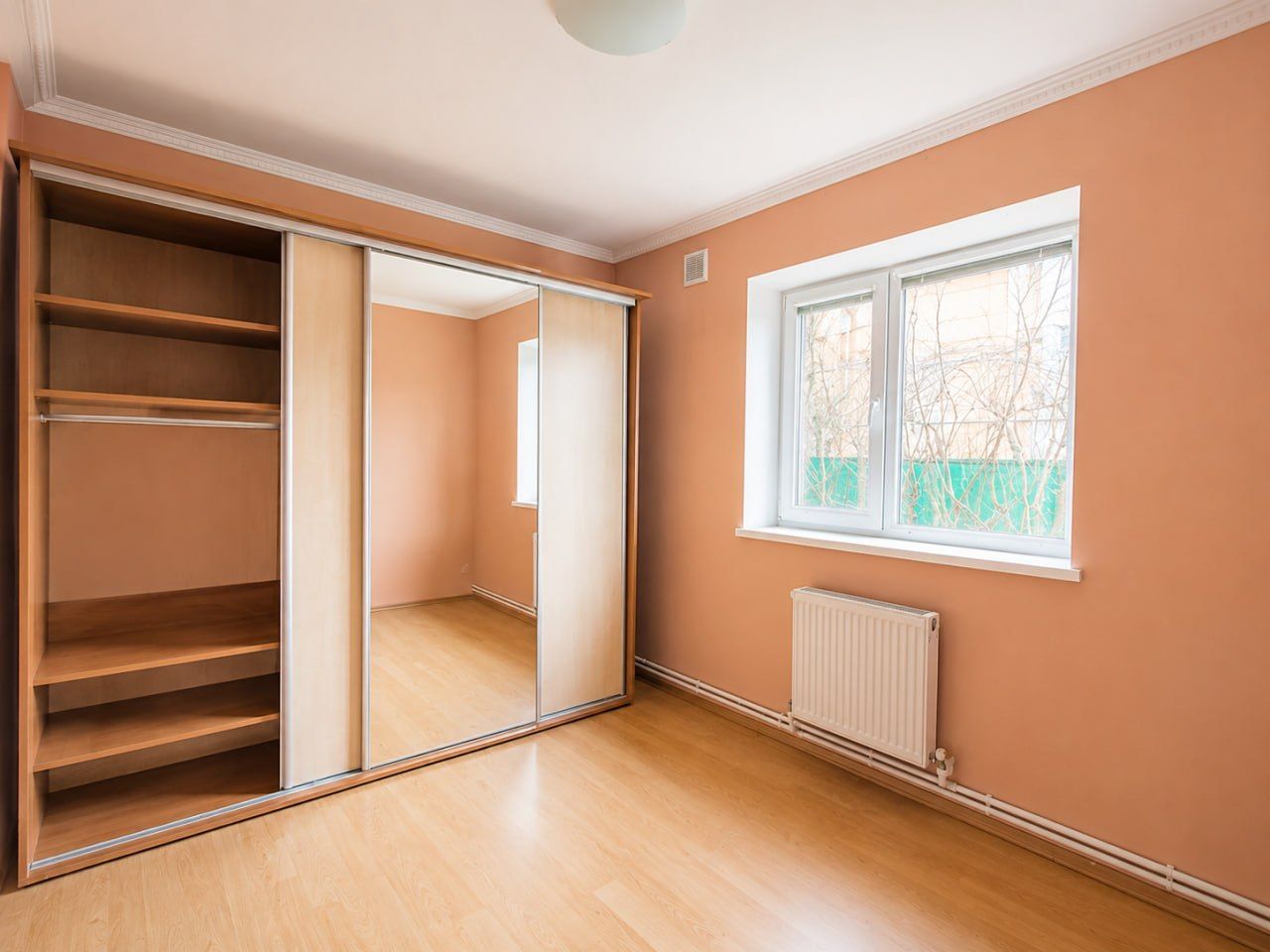 Cahul – Casă 3 Camere + Living | 139 m² | Teren 7.7 ari + Garaj | 95.000 € - Poză 32