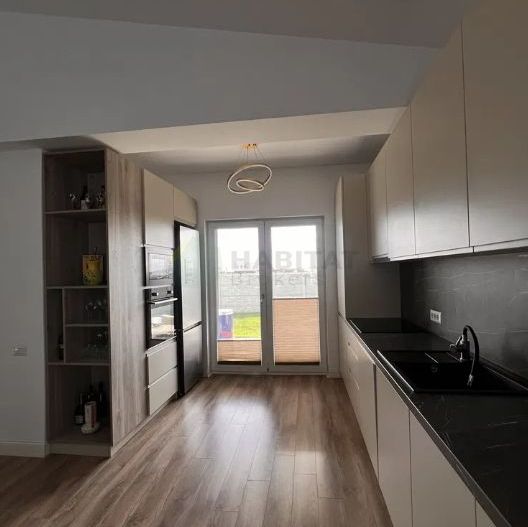 Casă individuală cu 4 camere în cartierul  Aerocity |  Tunari - Poză 7