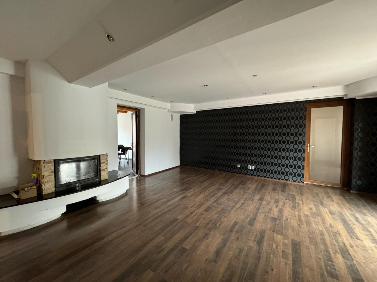REȘEDINȚĂ EXCLUSIVISTĂ | 8 CAMERE | 4 BĂI | 2 LIVINGURI | TEREN 679 MP - Poză 9