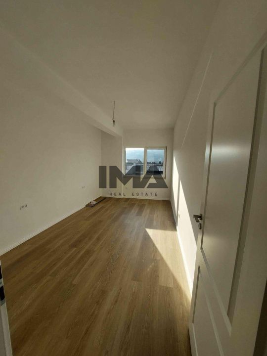 Apartament 3 camere, finisat, orientare Sud , Baciu Regal - Poză 2