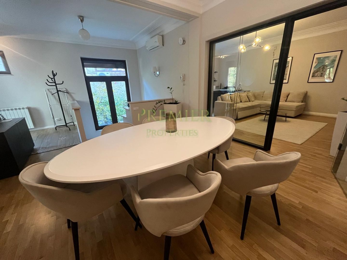 Apartament cu 5 camere de închiriat în Aviatorilor, Bucuresti - Poză 18