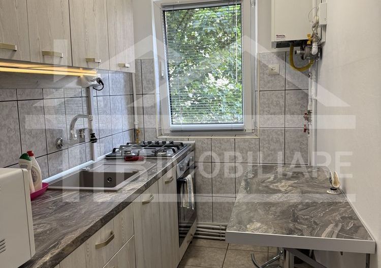 Apartament cu 3 camere, 48mp, Zona UMFST - Poză 8
