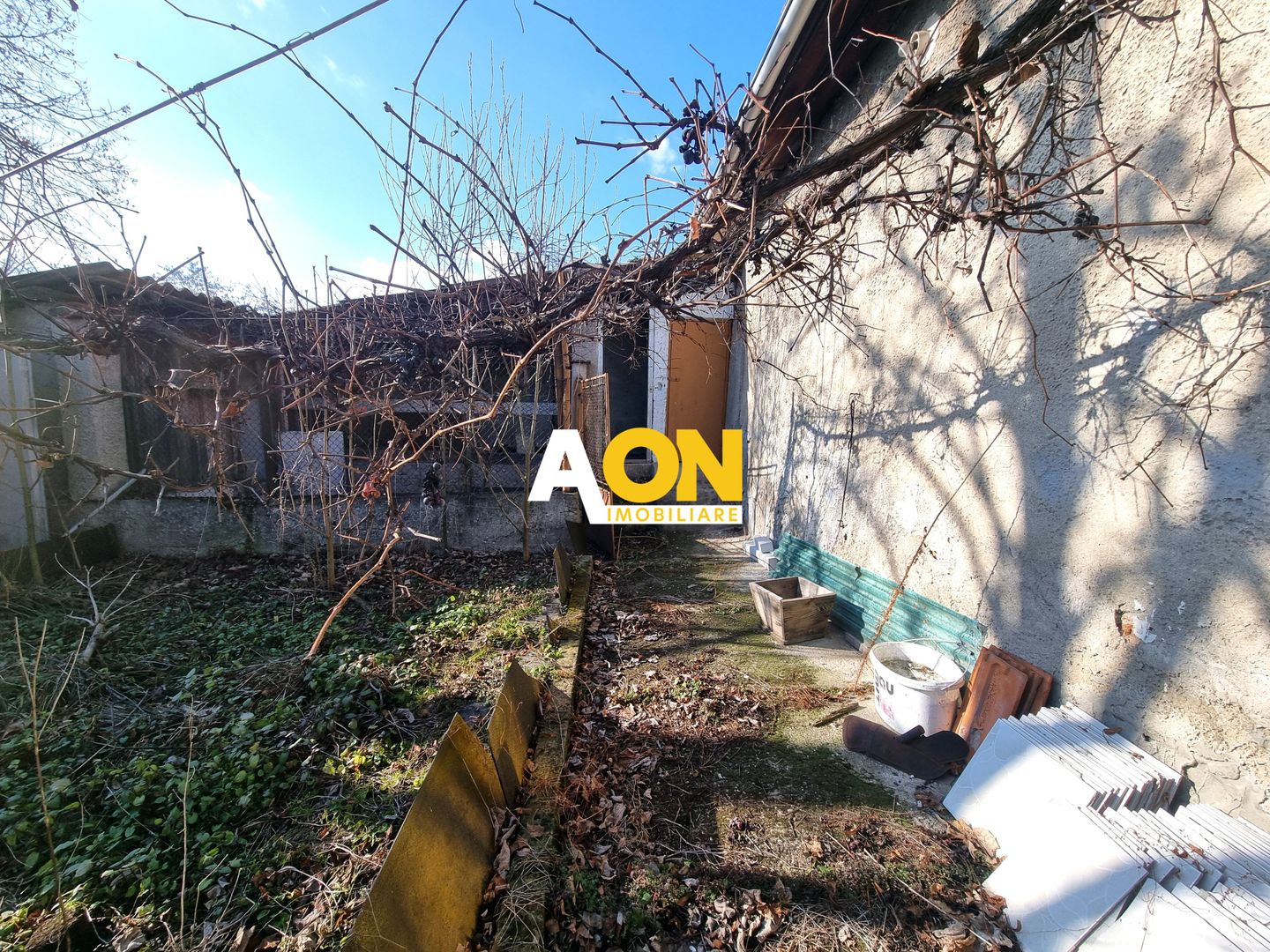 De vanzare casa 5 camere, 1092mp teren, Vintu de Jos - Poză 16