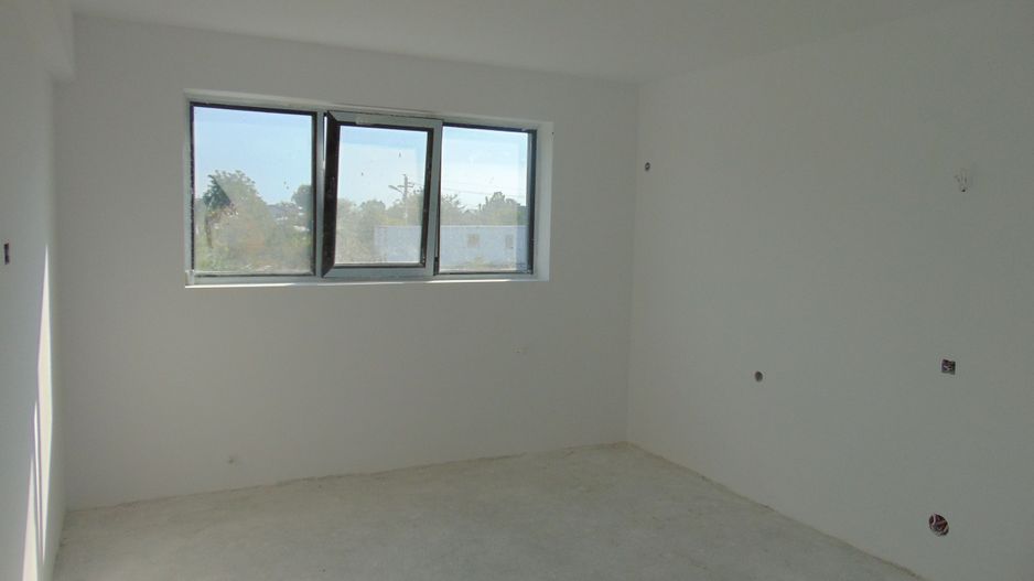 Vila individuala 4 camere! Stefanestii de jos I str Bisericii - Poză 5