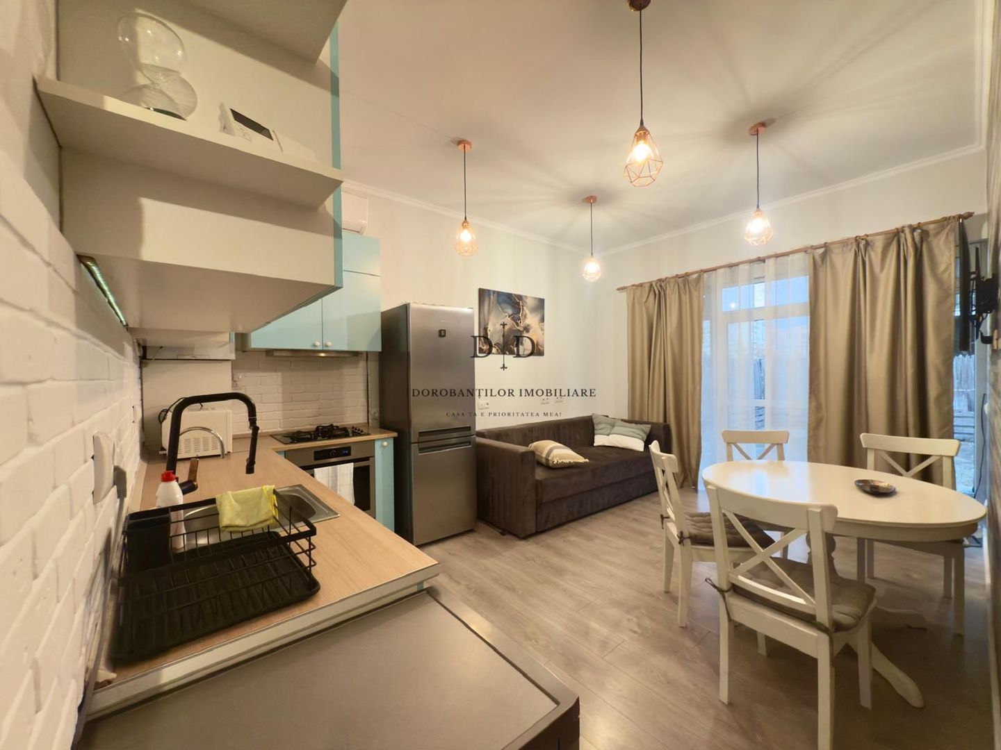 2 Camere de Închiriat – Modern, Pet-Friendly zona Iulius Mall - Poză 1