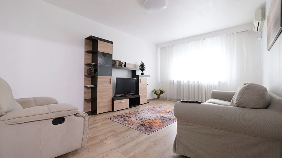 Prima inchiriere ! BANEASA, apartament 3 camere mobilate, etaj 1 - Poză 1